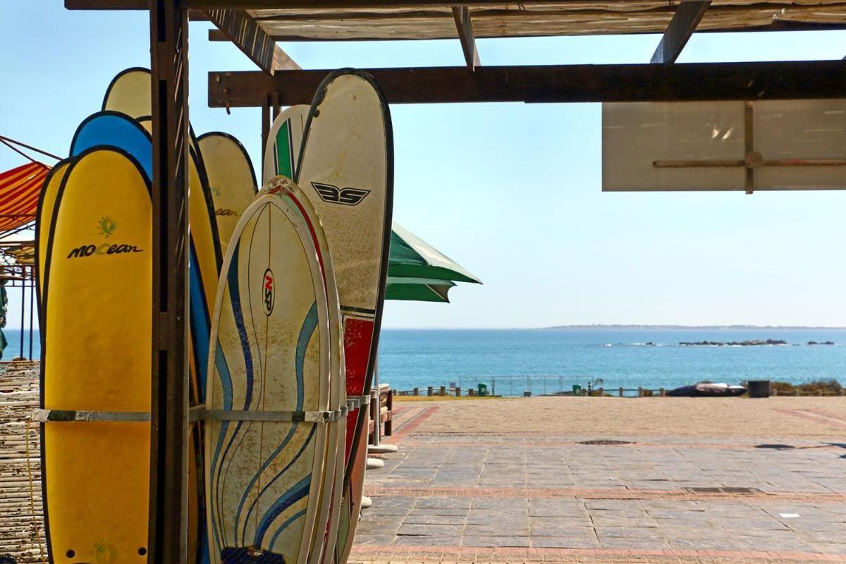 Eden On The Bay 118 By Hostagents Apartment Bloubergstrand Bagian luar foto